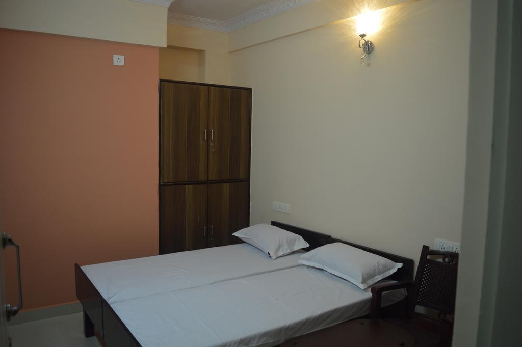 Sri Balaji Guest House Bangalore Eksteriør bilde