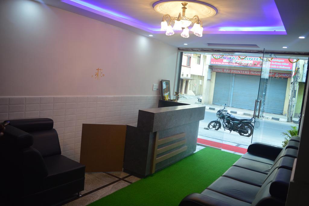 Sri Balaji Guest House Bangalore Eksteriør bilde